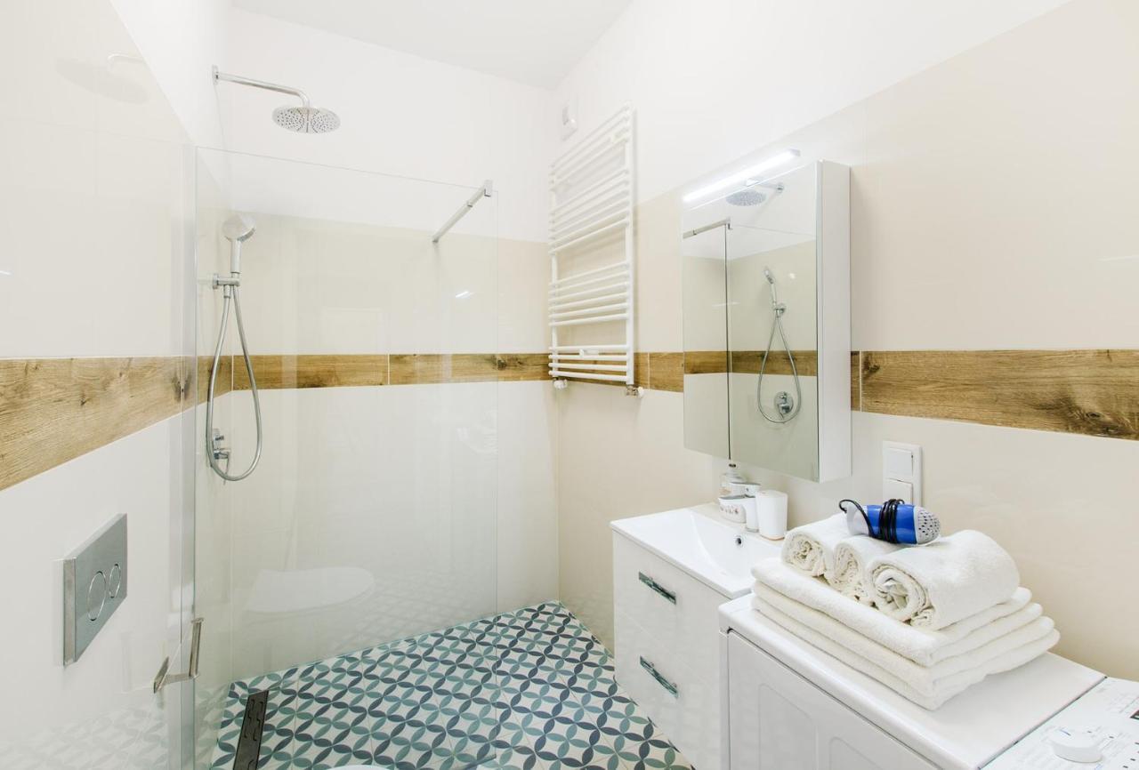 Wroclaw Central City Apartments- Self Check-In 24H, Wifi Exterior photo